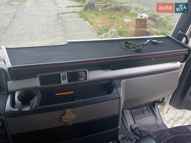 Белый МАН ТГКС, объемом двигателя 10.5 л и пробегом 89 тыс. км за 22000 $, фото 4 на Automoto.ua