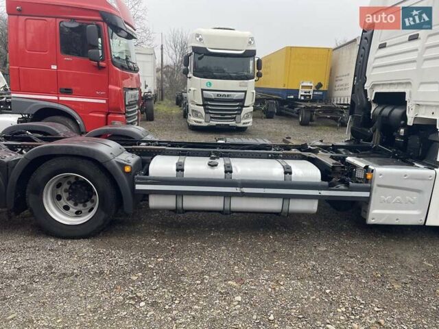 Белый МАН ТГКС, объемом двигателя 12.5 л и пробегом 985 тыс. км за 47067 $, фото 10 на Automoto.ua