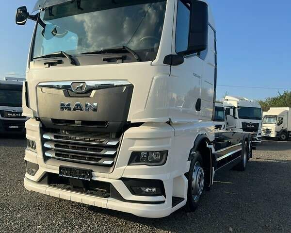 Білий МАН ТГКС, об'ємом двигуна 12.5 л та пробігом 571 тис. км за 71900 $, фото 16 на Automoto.ua