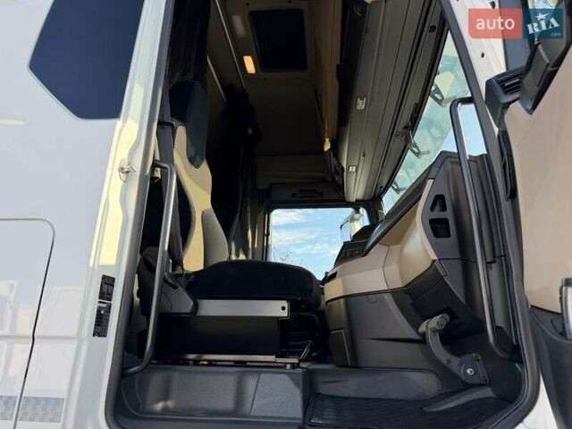 Білий МАН ТГКС, об'ємом двигуна 12.5 л та пробігом 681 тис. км за 65900 $, фото 26 на Automoto.ua