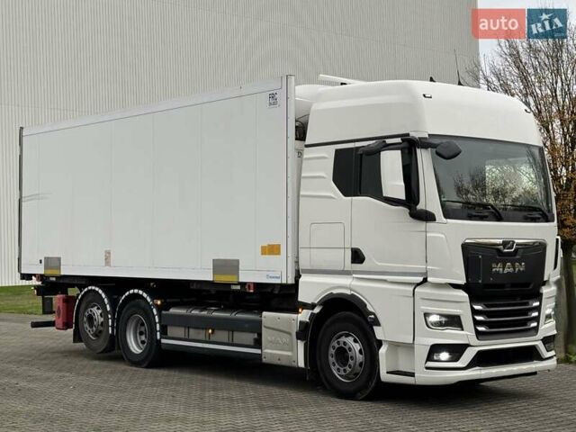 Белый МАН ТГКС, объемом двигателя 0 л и пробегом 494 тыс. км за 89244 $, фото 17 на Automoto.ua
