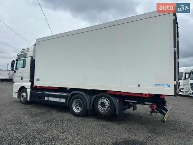 Белый МАН ТГКС, объемом двигателя 12.5 л и пробегом 792 тыс. км за 69900 $, фото 10 на Automoto.ua