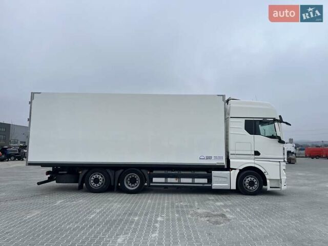 Белый МАН ТГКС, объемом двигателя 12.4 л и пробегом 591 тыс. км за 93250 $, фото 11 на Automoto.ua