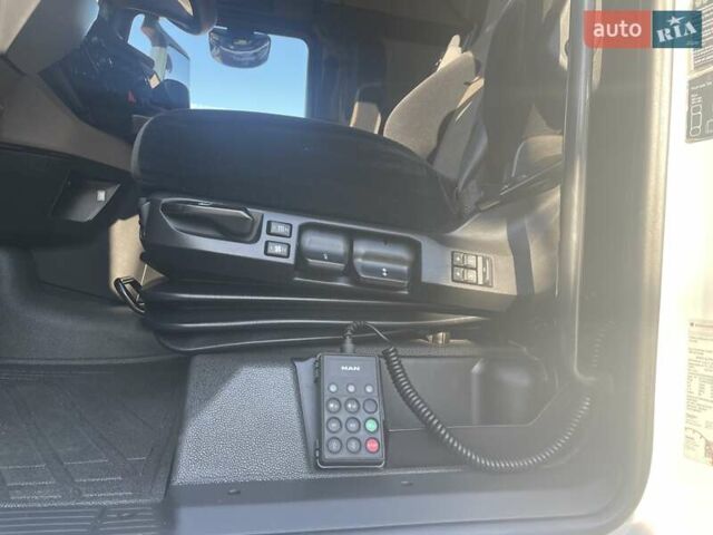Білий МАН ТГКС, об'ємом двигуна 12.5 л та пробігом 622 тис. км за 88689 $, фото 13 на Automoto.ua