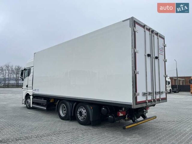 Белый МАН ТГКС, объемом двигателя 12.4 л и пробегом 591 тыс. км за 93250 $, фото 6 на Automoto.ua