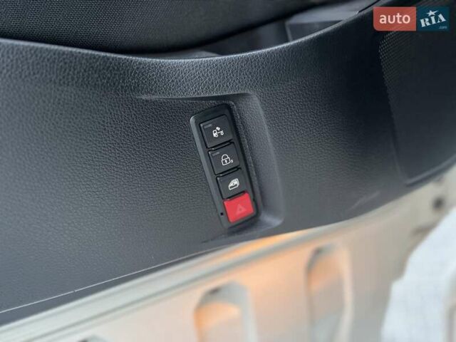 Белый МАН ТГКС, объемом двигателя 12.4 л и пробегом 591 тыс. км за 93250 $, фото 16 на Automoto.ua