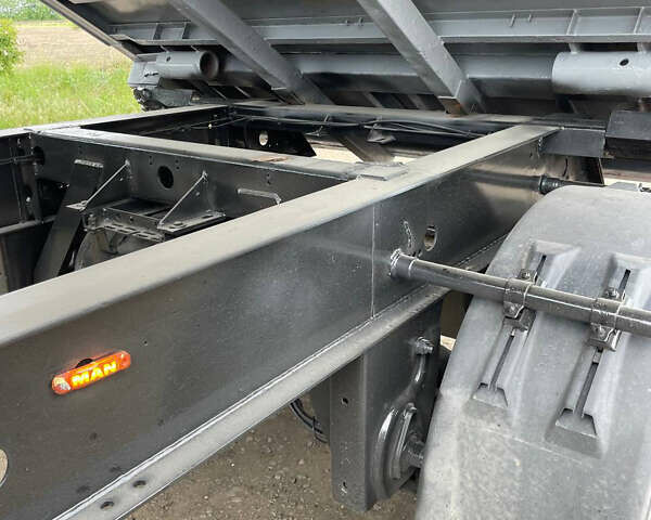 Белый МАН ТГКС, объемом двигателя 10.52 л и пробегом 1 тыс. км за 25000 $, фото 11 на Automoto.ua