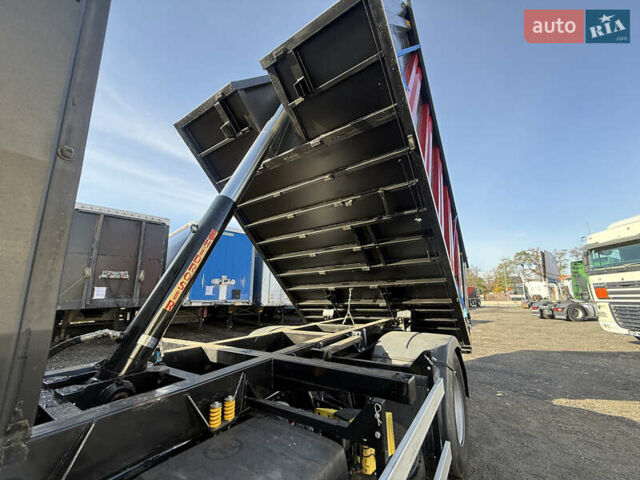 Белый МАН ТГКС, объемом двигателя 10.52 л и пробегом 584 тыс. км за 30999 $, фото 16 на Automoto.ua