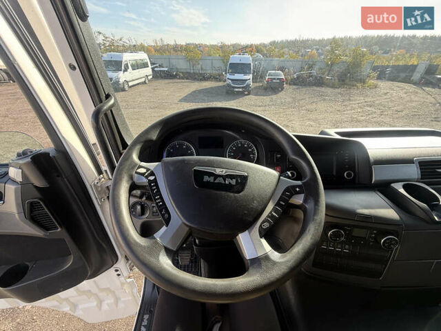 Белый МАН ТГКС, объемом двигателя 10.52 л и пробегом 584 тыс. км за 30999 $, фото 29 на Automoto.ua