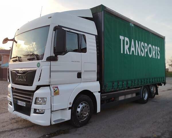 Белый МАН ТГКС, объемом двигателя 12.42 л и пробегом 225 тыс. км за 32500 $, фото 20 на Automoto.ua