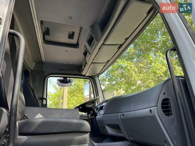 Белый МАН ТГКС, объемом двигателя 10.52 л и пробегом 797 тыс. км за 19000 $, фото 4 на Automoto.ua