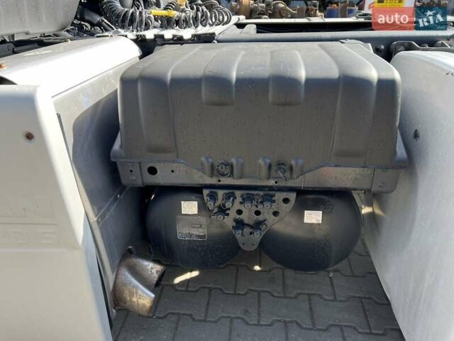 Белый МАН ТГКС, объемом двигателя 10.52 л и пробегом 797 тыс. км за 19000 $, фото 12 на Automoto.ua