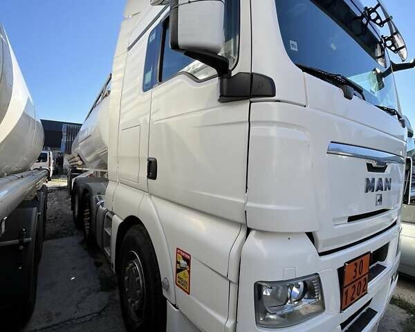 Белый МАН ТГКС, объемом двигателя 12.42 л и пробегом 990 тыс. км за 16000 $, фото 2 на Automoto.ua