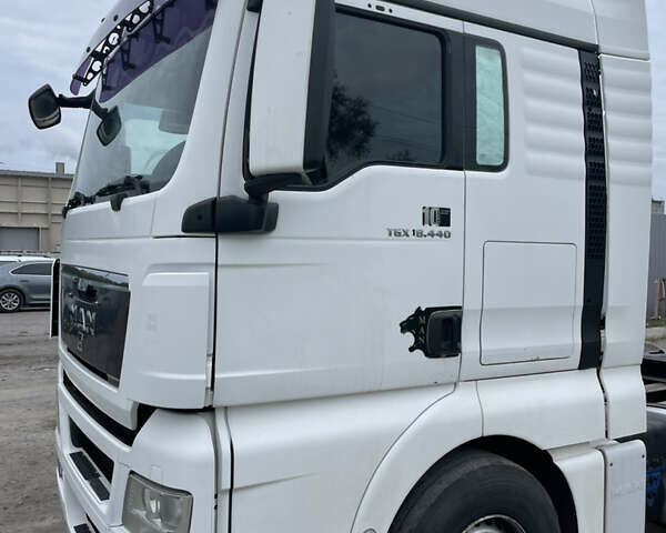 Белый МАН ТГКС, объемом двигателя 10.52 л и пробегом 8 тыс. км за 10500 $, фото 1 на Automoto.ua