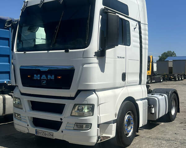 Белый МАН ТГКС, объемом двигателя 10.52 л и пробегом 1 тыс. км за 15000 $, фото 2 на Automoto.ua