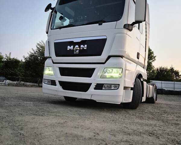 Білий МАН ТГКС, об'ємом двигуна 10.5 л та пробігом 287 тис. км за 14500 $, фото 1 на Automoto.ua