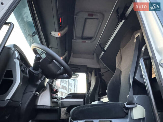 Белый МАН ТГКС, объемом двигателя 10.52 л и пробегом 968 тыс. км за 18500 $, фото 46 на Automoto.ua