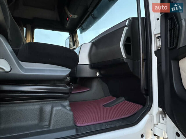 Белый МАН ТГКС, объемом двигателя 10.52 л и пробегом 968 тыс. км за 18500 $, фото 36 на Automoto.ua