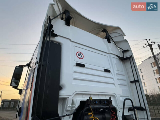 Белый МАН ТГКС, объемом двигателя 10.52 л и пробегом 968 тыс. км за 18500 $, фото 21 на Automoto.ua