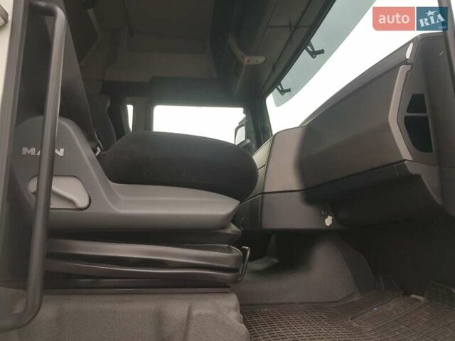 Белый МАН ТГКС, объемом двигателя 10.52 л и пробегом 390 тыс. км за 25500 $, фото 10 на Automoto.ua