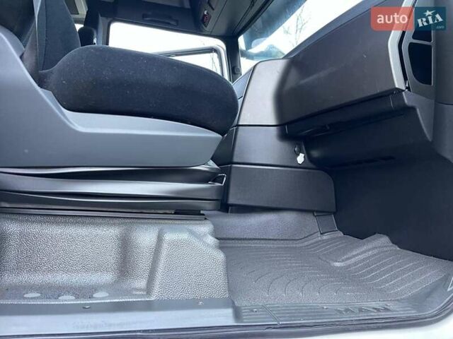 Білий МАН ТГКС, об'ємом двигуна 10.5 л та пробігом 900 тис. км за 17200 $, фото 14 на Automoto.ua