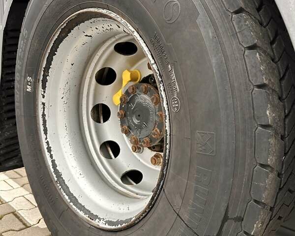 Белый МАН ТГКС, объемом двигателя 10.5 л и пробегом 772 тыс. км за 19550 $, фото 6 на Automoto.ua