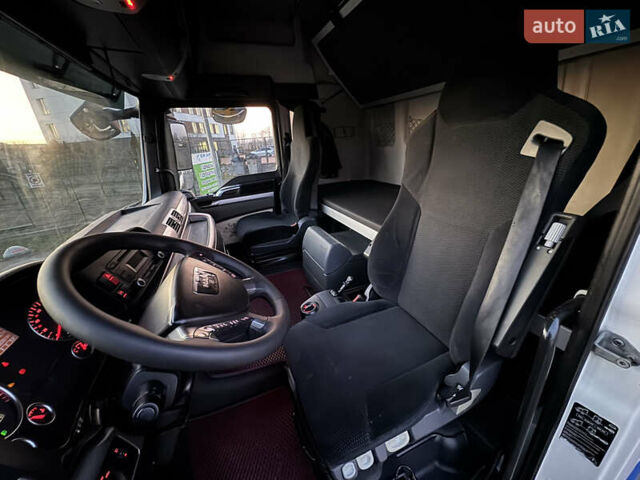 Белый МАН ТГКС, объемом двигателя 10.52 л и пробегом 968 тыс. км за 18500 $, фото 52 на Automoto.ua