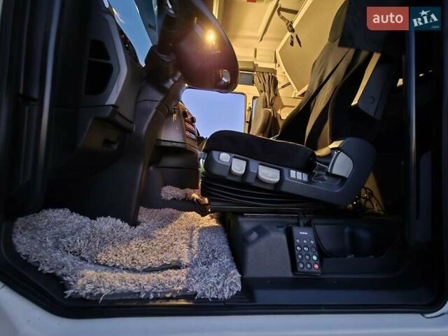 Білий МАН ТГКС, об'ємом двигуна 10.5 л та пробігом 287 тис. км за 14500 $, фото 7 на Automoto.ua