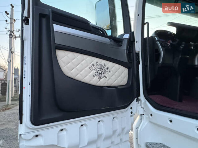 Белый МАН ТГКС, объемом двигателя 10.52 л и пробегом 968 тыс. км за 18500 $, фото 44 на Automoto.ua