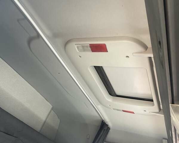 Белый МАН ТГКС, объемом двигателя 10.52 л и пробегом 919 тыс. км за 18501 $, фото 16 на Automoto.ua