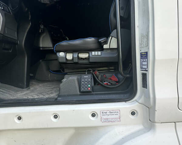 Белый МАН ТГКС, объемом двигателя 10.52 л и пробегом 30 тыс. км за 20000 $, фото 15 на Automoto.ua