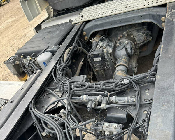 Белый МАН ТГКС, объемом двигателя 10.52 л и пробегом 920 тыс. км за 19600 $, фото 10 на Automoto.ua