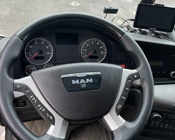 Белый МАН ТГКС, объемом двигателя 12.42 л и пробегом 842 тыс. км за 35000 $, фото 16 на Automoto.ua