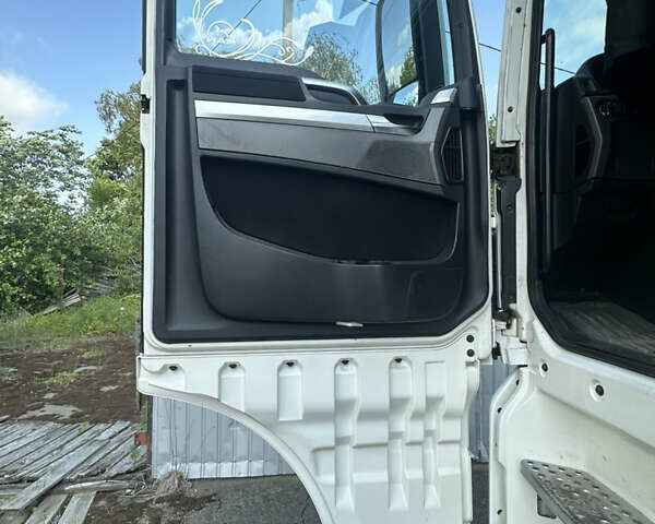 Белый МАН ТГКС, объемом двигателя 10.52 л и пробегом 30 тыс. км за 20000 $, фото 17 на Automoto.ua