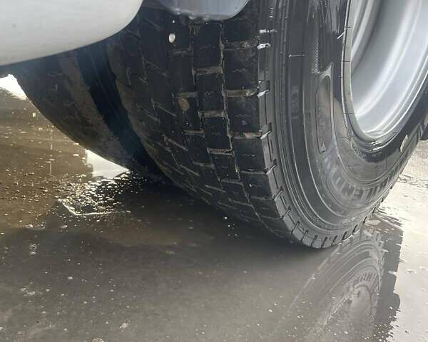 Белый МАН ТГКС, объемом двигателя 10.52 л и пробегом 919 тыс. км за 18501 $, фото 5 на Automoto.ua