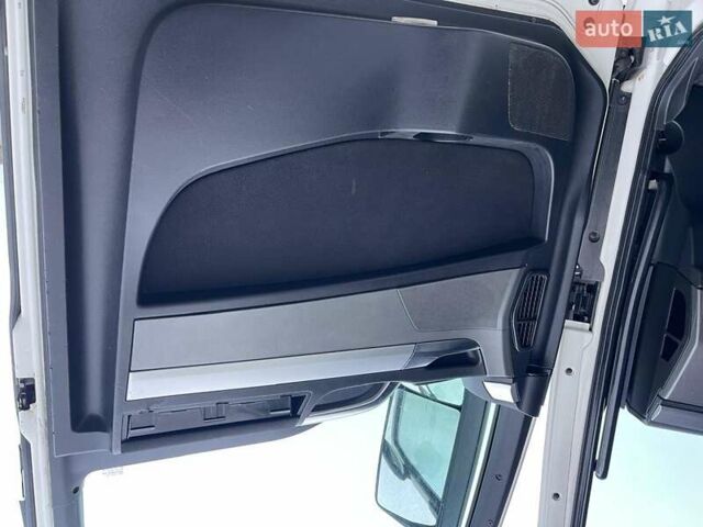 Білий МАН ТГКС, об'ємом двигуна 10.5 л та пробігом 900 тис. км за 18200 $, фото 12 на Automoto.ua