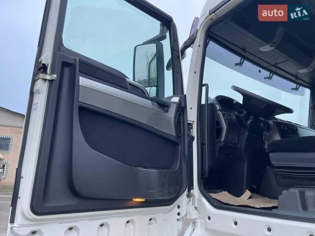 Білий МАН ТГКС, об'ємом двигуна 10.5 л та пробігом 900 тис. км за 18200 $, фото 11 на Automoto.ua