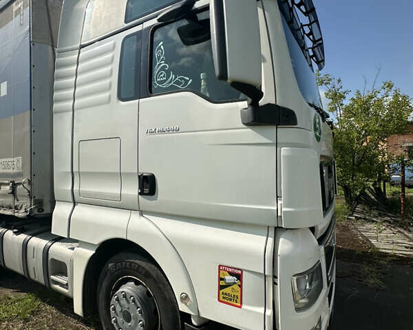 Белый МАН ТГКС, объемом двигателя 10.52 л и пробегом 30 тыс. км за 20000 $, фото 3 на Automoto.ua