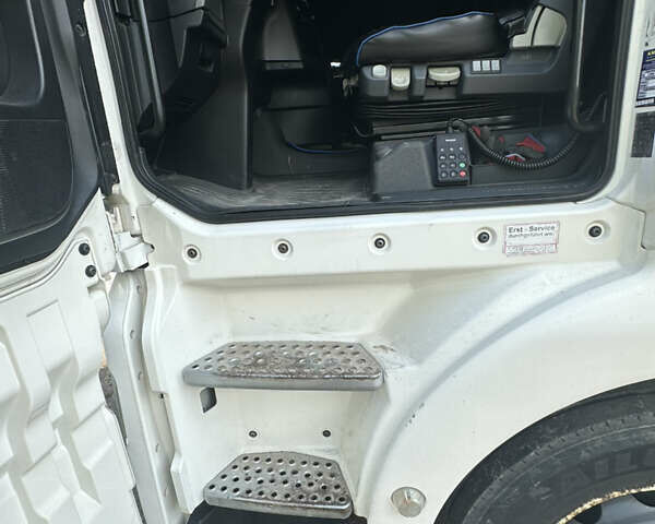 Белый МАН ТГКС, объемом двигателя 10.52 л и пробегом 30 тыс. км за 20000 $, фото 16 на Automoto.ua