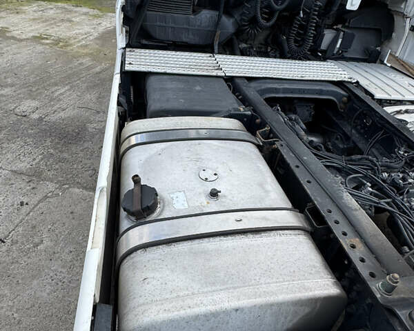 Белый МАН ТГКС, объемом двигателя 12.42 л и пробегом 1000 тыс. км за 13000 $, фото 10 на Automoto.ua