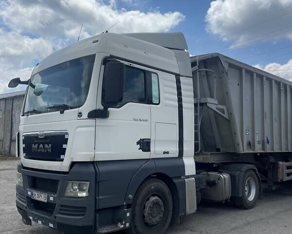 Белый МАН ТГКС, объемом двигателя 10.5 л и пробегом 1 тыс. км за 18000 $, фото 2 на Automoto.ua