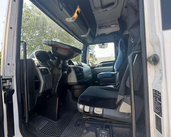 Белый МАН ТГКС, объемом двигателя 10.52 л и пробегом 879 тыс. км за 17700 $, фото 19 на Automoto.ua