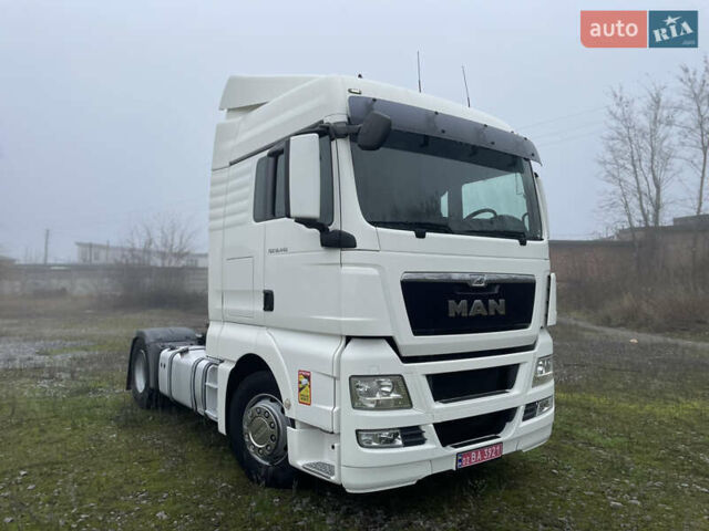 Белый МАН ТГКС, объемом двигателя 10.5 л и пробегом 465 тыс. км за 25000 $, фото 2 на Automoto.ua