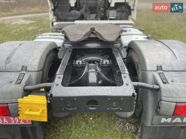 Белый МАН ТГКС, объемом двигателя 10.5 л и пробегом 465 тыс. км за 25000 $, фото 10 на Automoto.ua