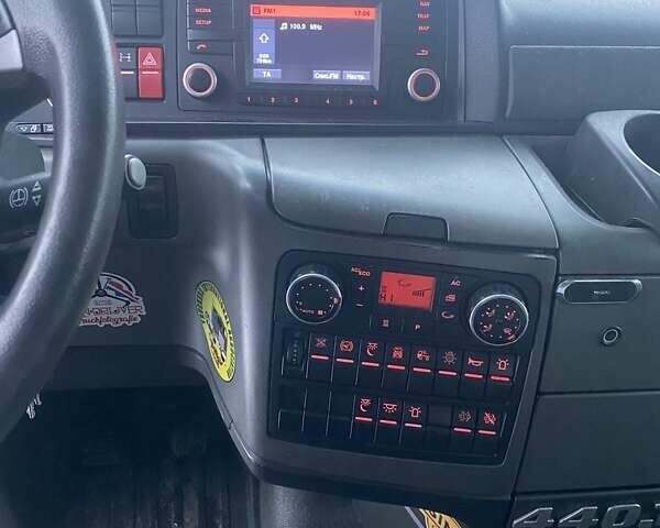 Белый МАН ТГКС, объемом двигателя 12.4 л и пробегом 55 тыс. км за 24900 $, фото 8 на Automoto.ua