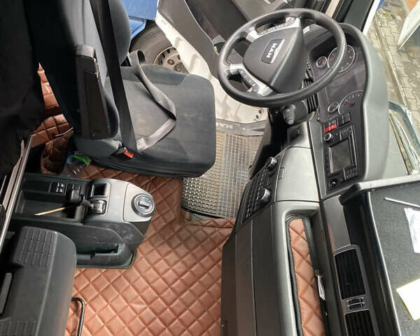Белый МАН ТГКС, объемом двигателя 12.42 л и пробегом 890 тыс. км за 14800 $, фото 11 на Automoto.ua