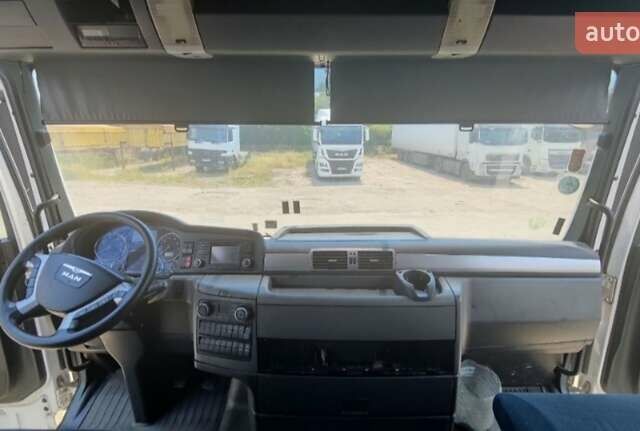 Белый МАН ТГКС, объемом двигателя 12.42 л и пробегом 825 тыс. км за 16500 $, фото 4 на Automoto.ua