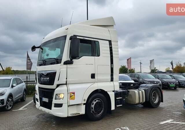 Белый МАН ТГКС, объемом двигателя 12.42 л и пробегом 764 тыс. км за 16000 $, фото 1 на Automoto.ua