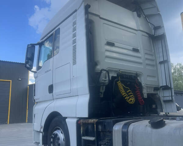 Белый МАН ТГКС, объемом двигателя 12.42 л и пробегом 953 тыс. км за 10200 $, фото 2 на Automoto.ua