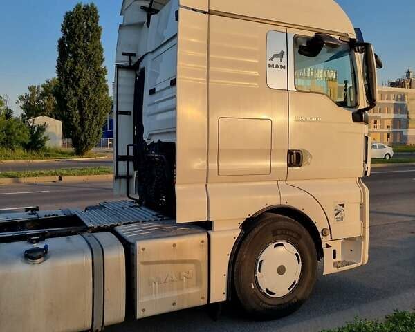 Белый МАН ТГКС, объемом двигателя 10.5 л и пробегом 999 тыс. км за 15000 $, фото 8 на Automoto.ua